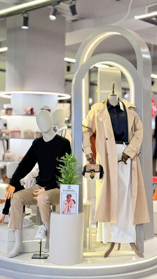 ملابس نسائية