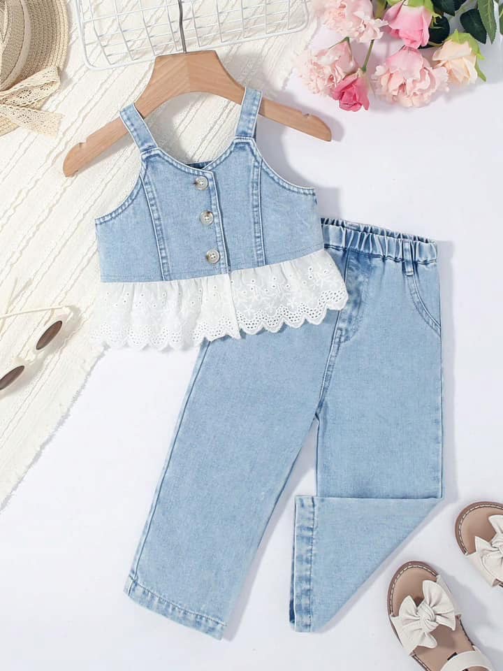 ملابس أطفال